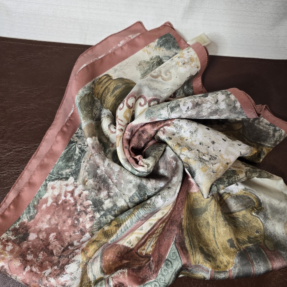 Handkerchief - Picture 2 of 3